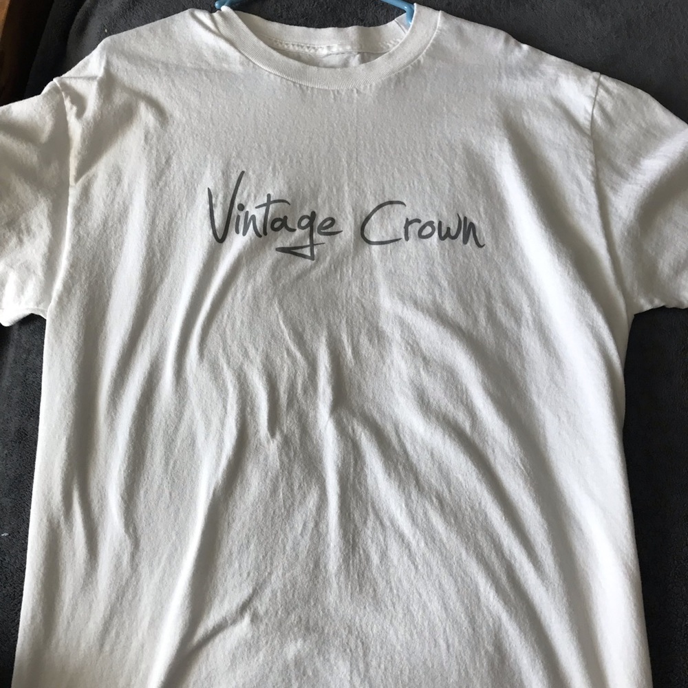 Vintage crown t shirt